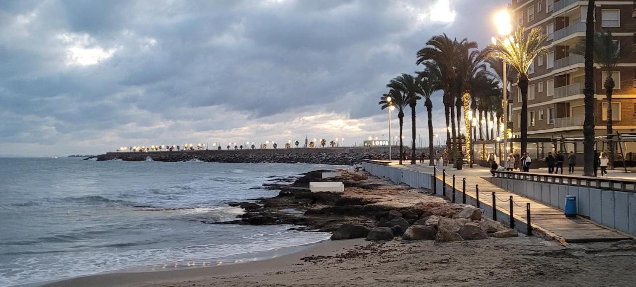Apartament Perla Del Mar Torrevieja Bagian luar foto